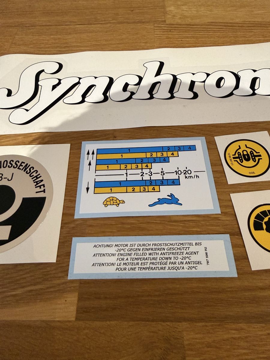 Sticker: Diverse Aufkleber zu IHC 33er Serie – Nuovo e nell'imballaggio originale da Reisiswil venduto da uleibundgut 2
