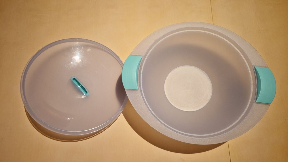Grosse Salatschüssel von Tupperware mit Deckel | Kaufen auf Ricardo