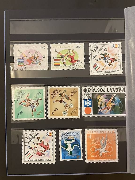 Tutti i francobolli: Album de timbres de collection  – Usato da Genève venduto da Nico_27 2