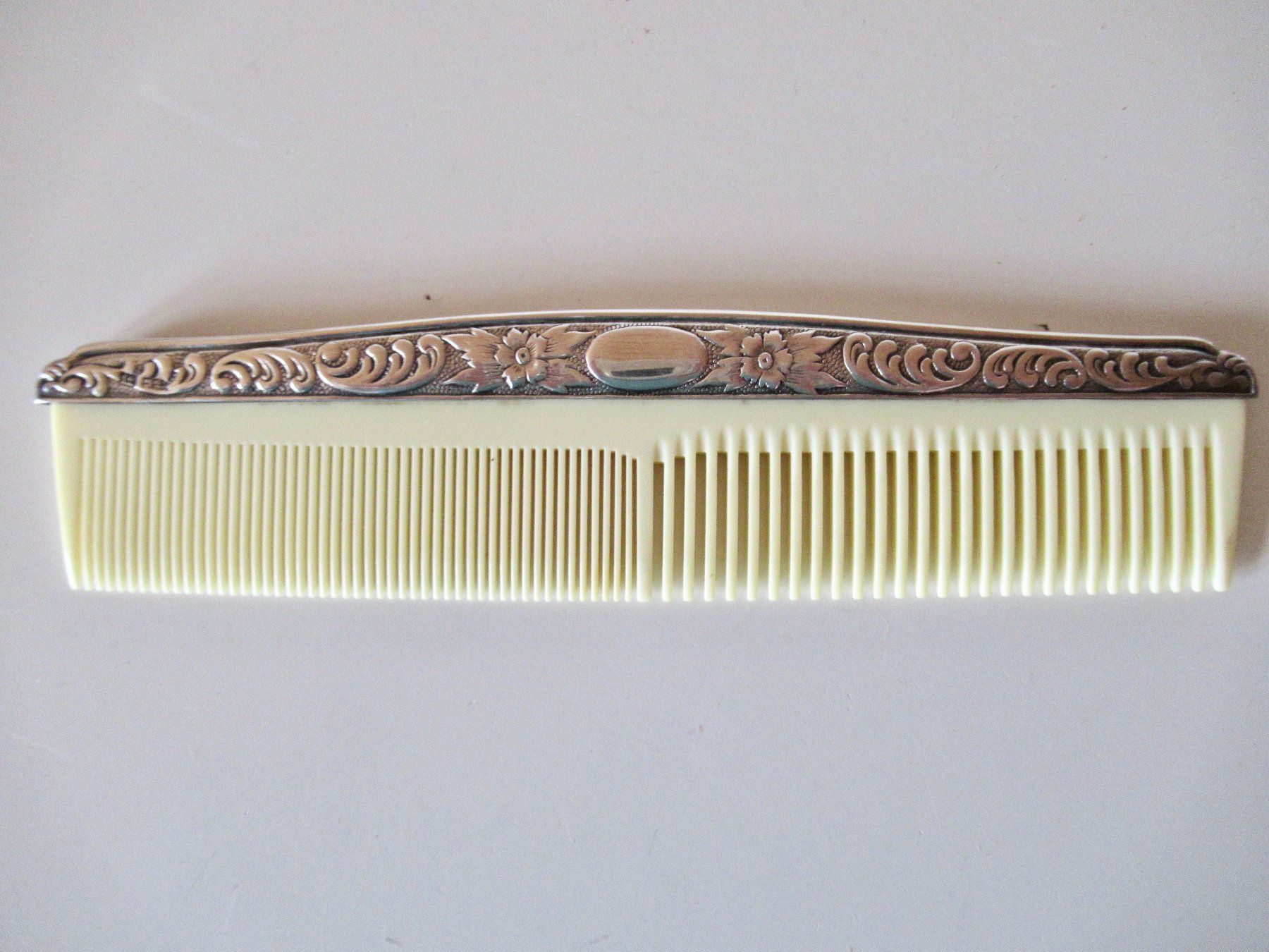 Autres articles pour la maison: Altes Bürsten-Set – D'occasion à Frauenkappelen par HDPerle 7