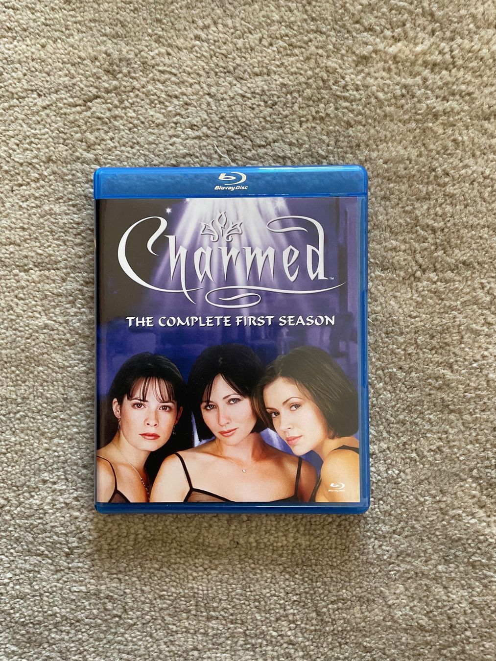 Tutti i DVDs: Charmed season 1 bluray – Usato da Lausanne venduto da FMDW