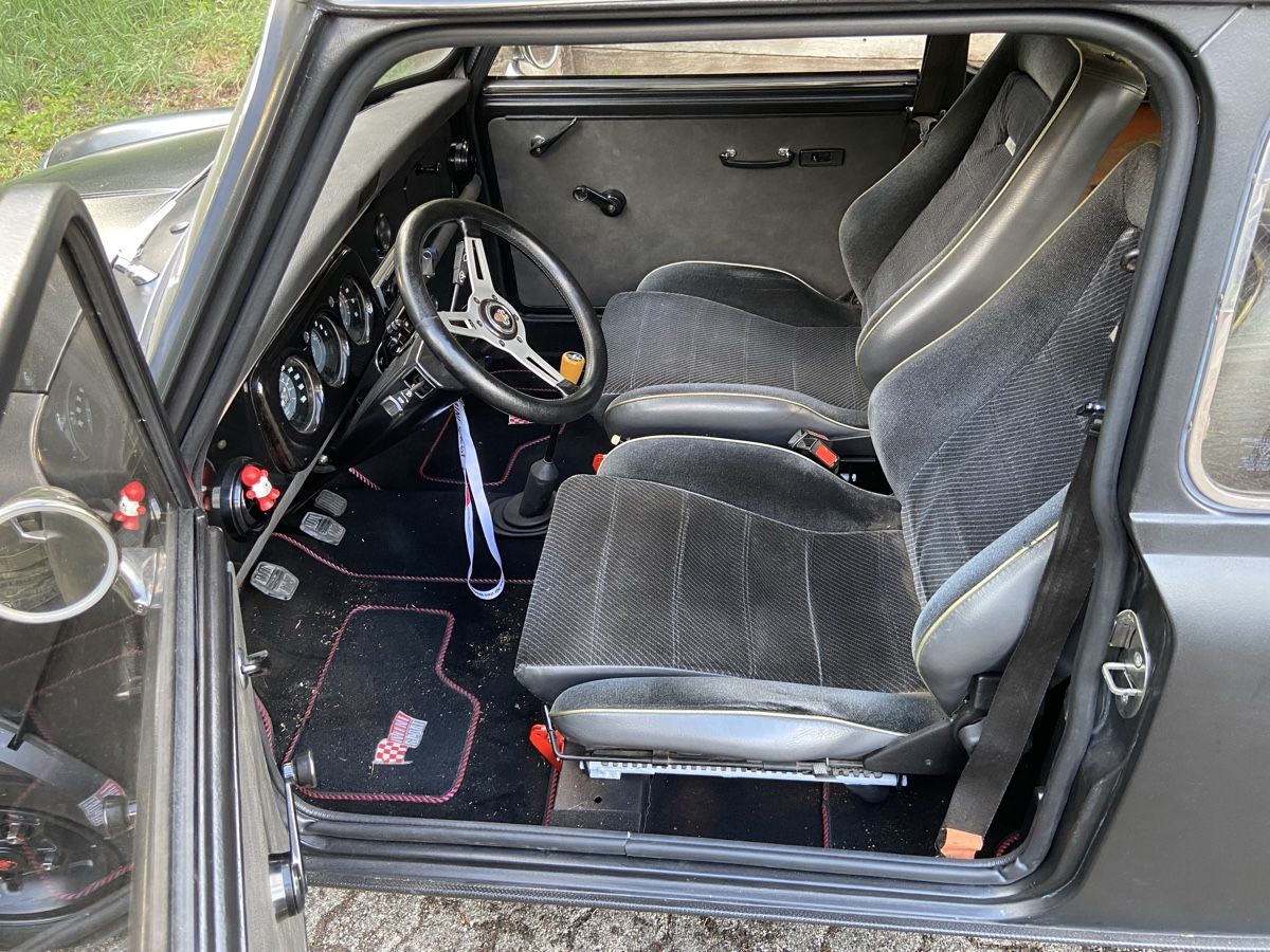 Mini Autos: Mini 1100 Special neu Aufgebaut – D'occasion à Obfelden par macarty 4