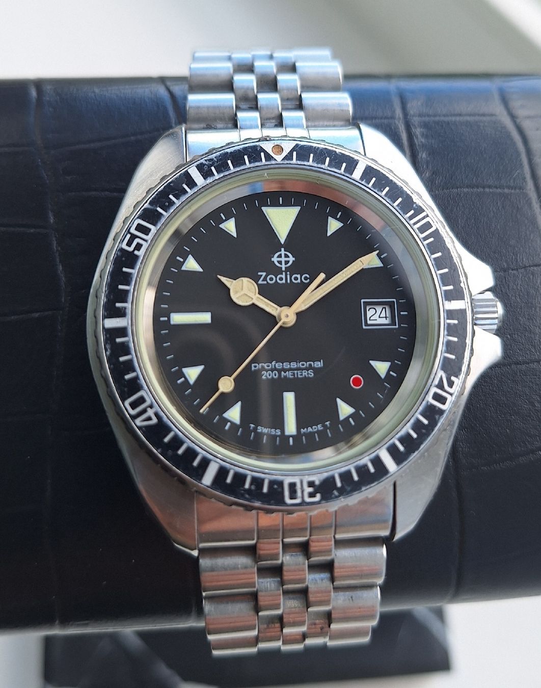 Zodiac Orologi: Montre de plongée Zodiac Red Dot – Usato da Satigny venduto da matt5 5