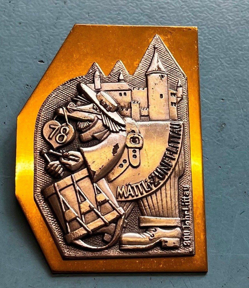 Plaketten & Abzeichen: Fasnachtsplakette Littau 1978 Gold – Gebraucht aus Obernau von Wgnom