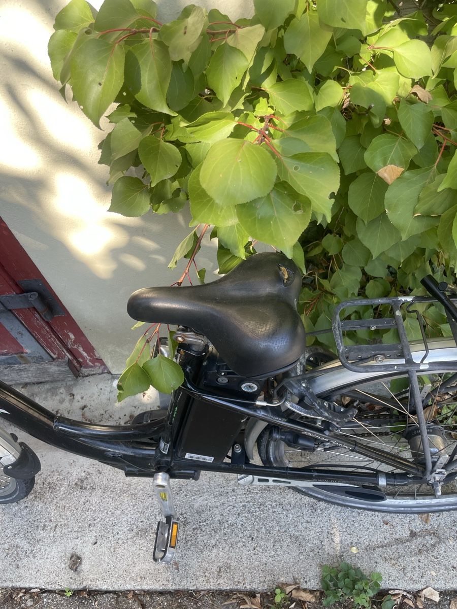 Velos: Bastler / Defekt  – Defekt aus Ottenbach von fer_8625 1