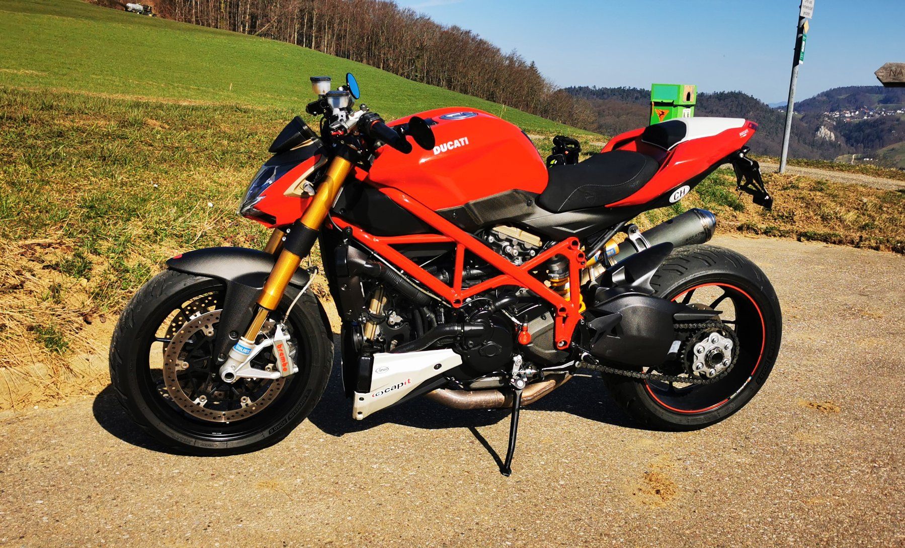 Ducati Strasse: Ducati Streetfighter 1099 S – Gebraucht aus Nuglar von