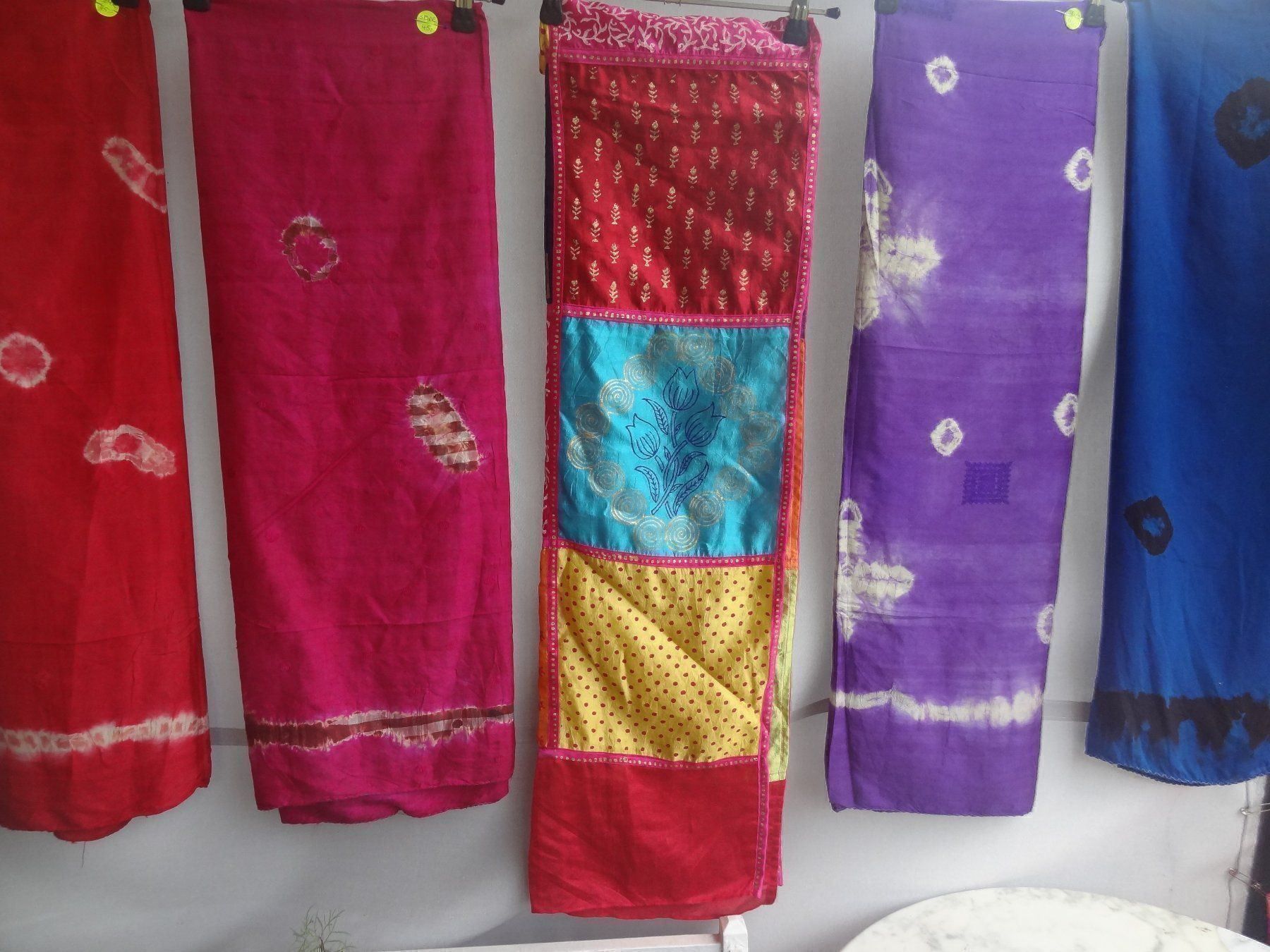Foulards, Tücher & Schals: Sarong aus Seide in allen Farben – Gebraucht aus St. Gallen von nataraj 1