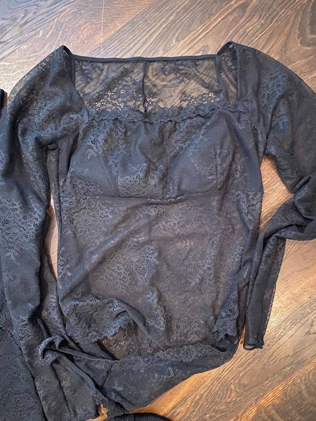 Altra biancheria intima: Schöne Bodys mit Spitze Gr. S – Nuovo (secondo la descrizione) da Gattikon venduto da Sunshine4. 2