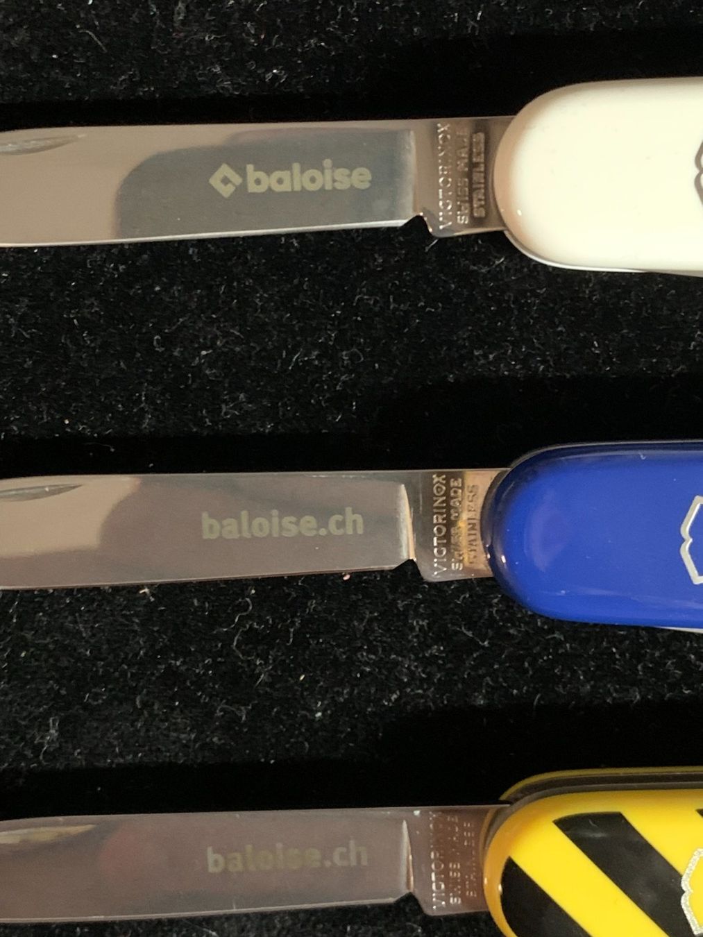 Victorinox Coltelli tascabile: 3 Victorinox Taschenmesser " Baloise " – Nuovo e nell'imballaggio originale da Therwil venduto da Zelle13 1