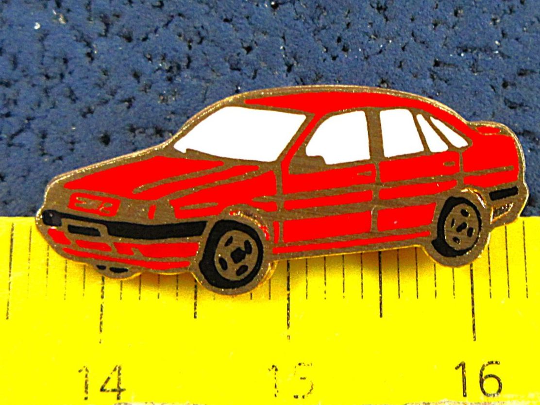 Fiat Placchette & Badge: FIAT TEMPRA ROT AUTO PIN MIT SECURITY-CLIP – Usato da Ettingen venduto da Hausi4711 1