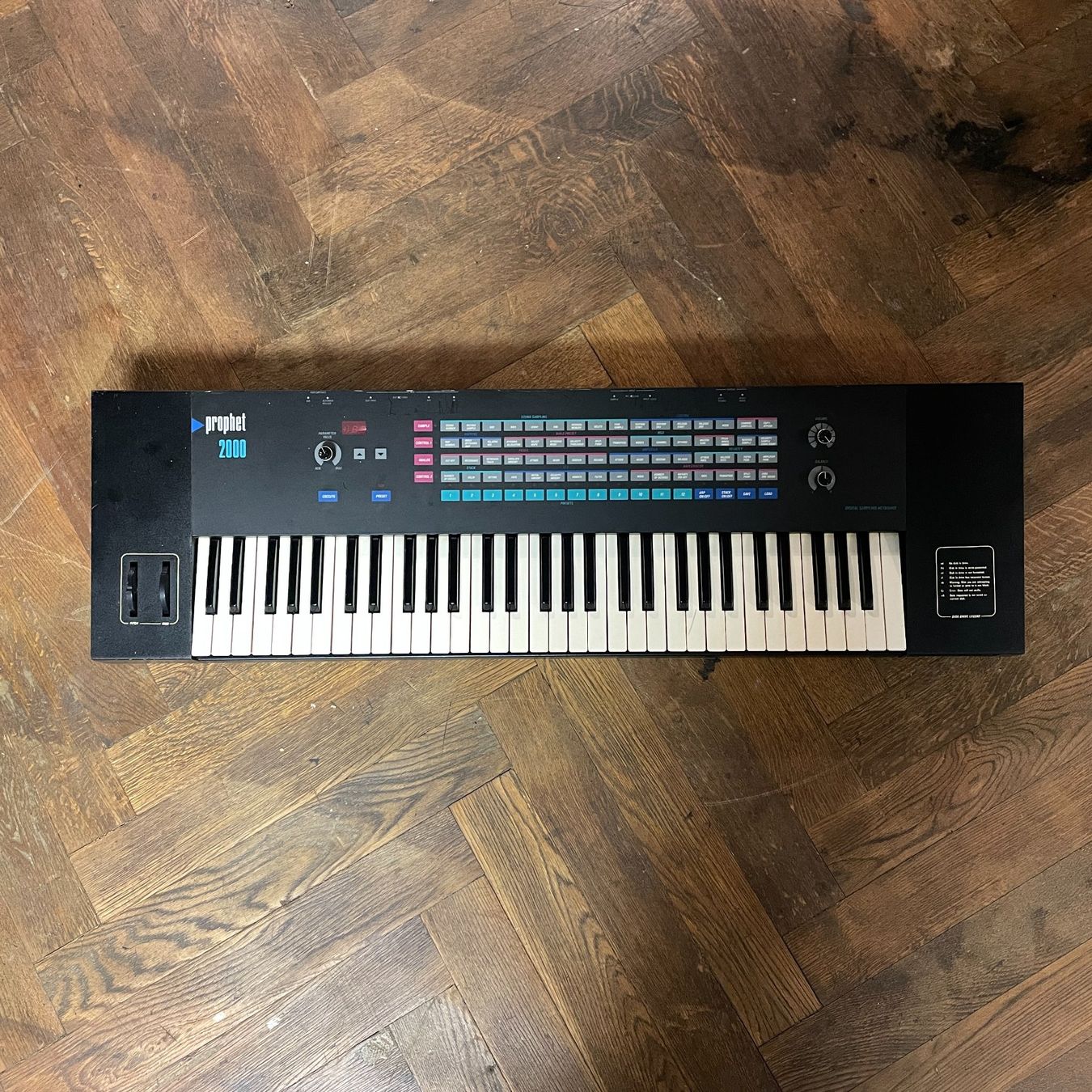 Sequential Strumenti musicali: Sequential Prophet 2000 – Difettoso da Bern venduto da nomitzruk
