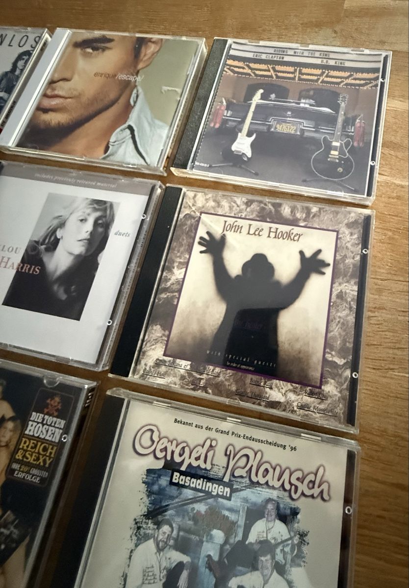 CD: CD Sammlung Eric, Clapton, Emmylou Harris, John Lee Hooker – Usato da Goldach venduto da Messerguru 3
