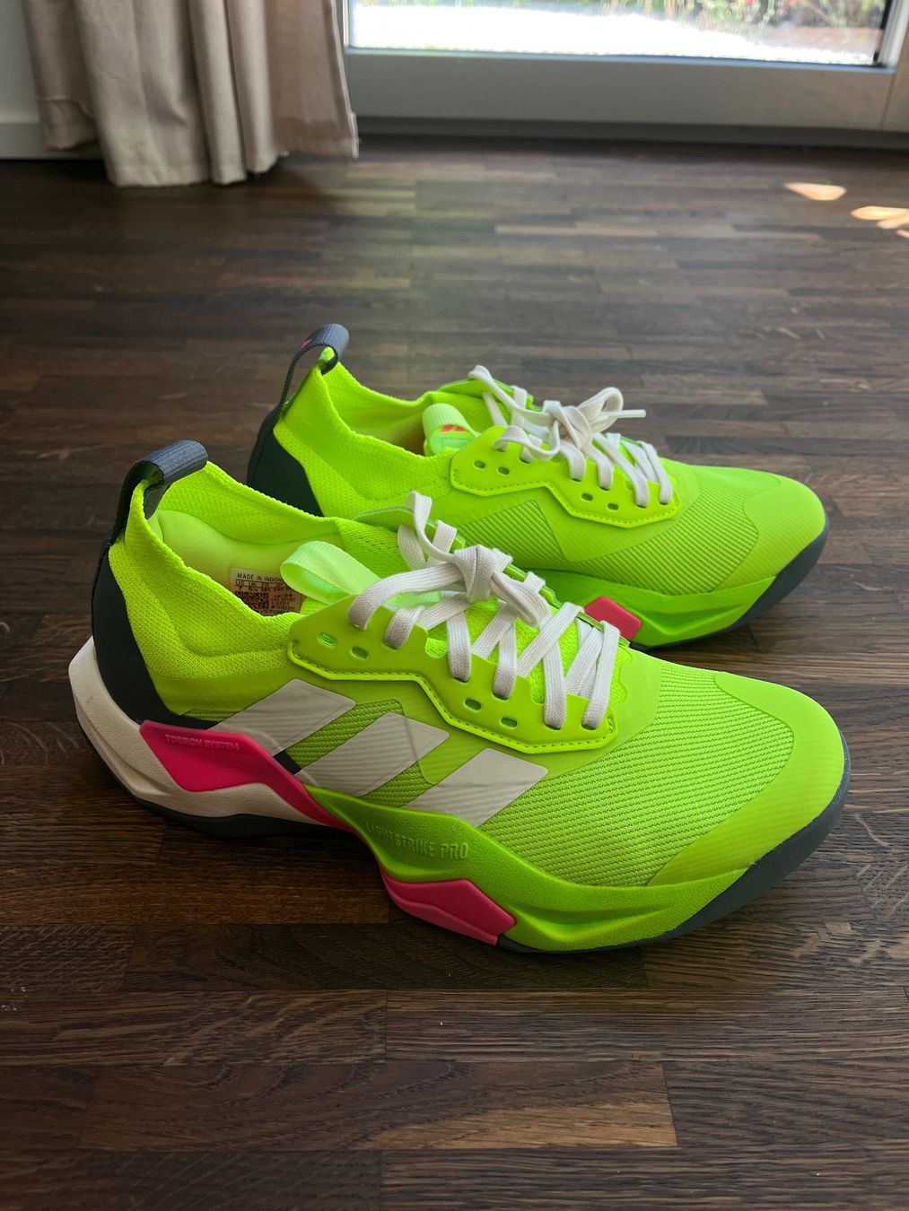 Adidas Damenschuhe: Adidas Rapidmove / VB – Neu (gemäss Beschreibung) aus Winterthur von c.parker 1
