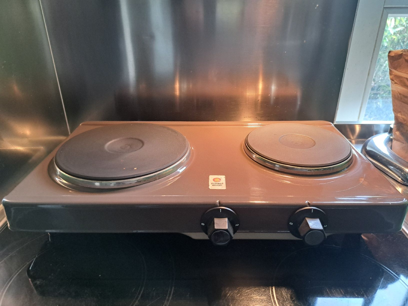 Elettrodomestici da cucina: Flachplatte Elektroplatten Email – Usato da bad zurzach venduto da jue_5xhl