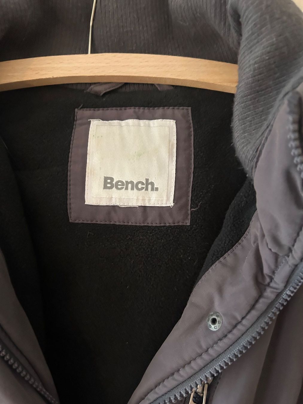 Bench Giacche: Bench Winterjacke – Usato da Brüttisellen venduto da JJ010 3