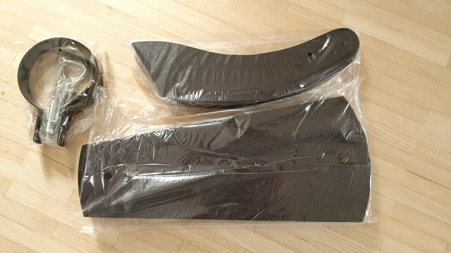 Elettrodomestici da cucina: Schinkenhalter (Jamonero) mit Messer NEU – Nuovo e nell'imballaggio originale da St. Gallen venduto da TheYoungGod 1