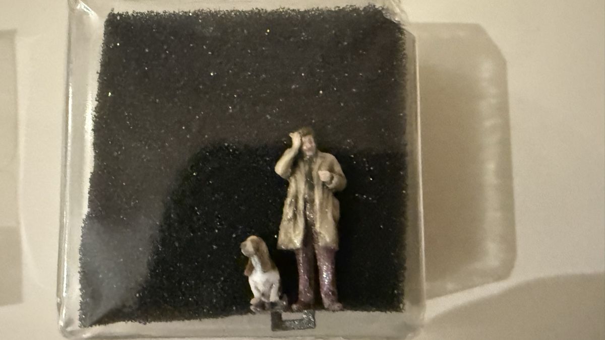 Brekina Modellini d'auto: Columbo Figuren & Auto 1:87 – Nuovo e nell'imballaggio originale da Basel venduto da Zomeg 1