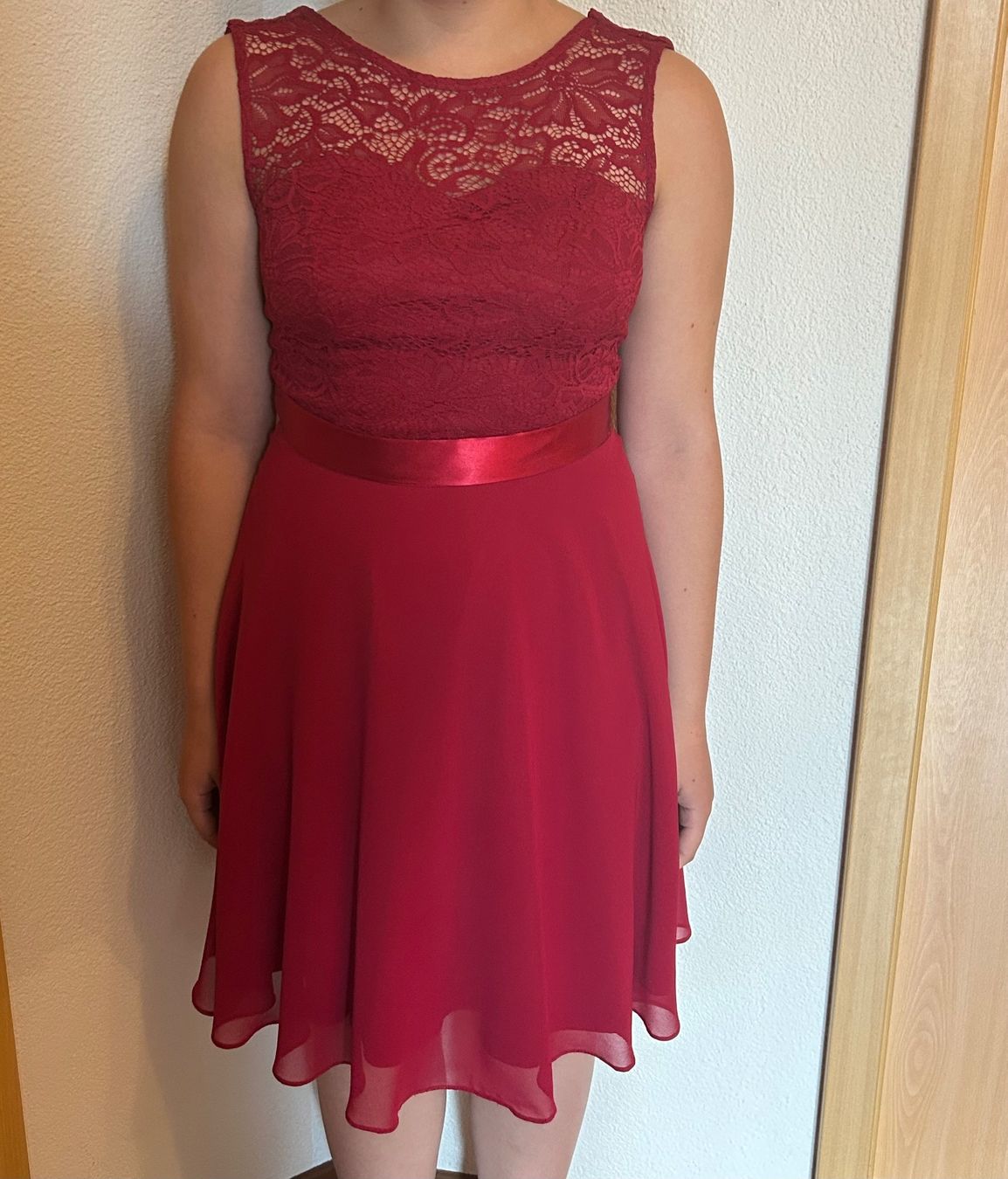 Vestiti: Cocktailkleid rot, Grösse S – Nuovo (secondo la descrizione) da Belp venduto da alaska2006