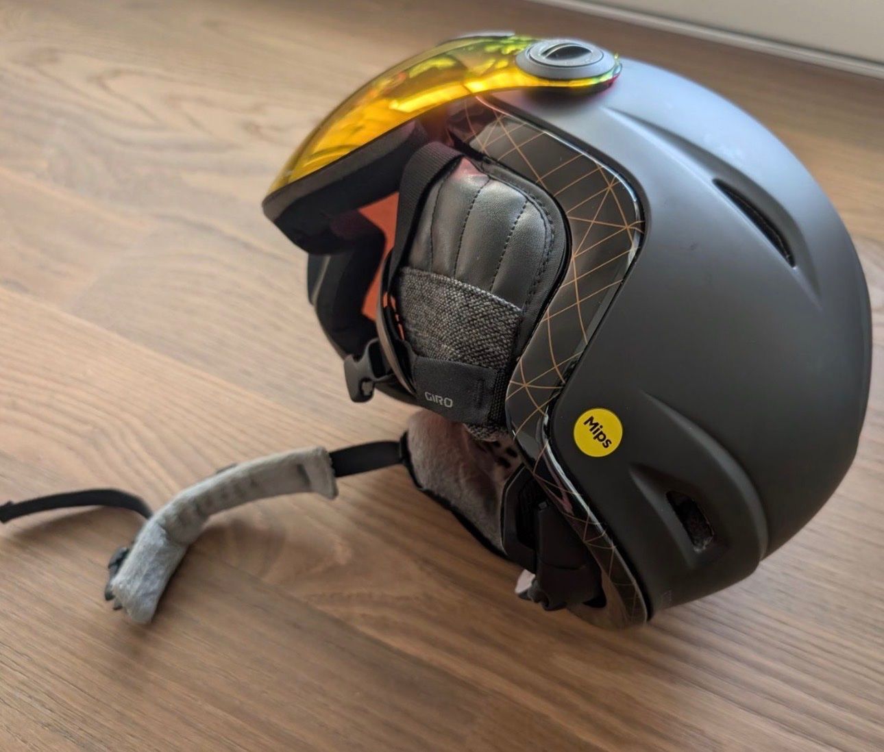 Giro Casques: Giro Essence MIPS Damenskihelm – D'occasion à Männedorf par javi020 1