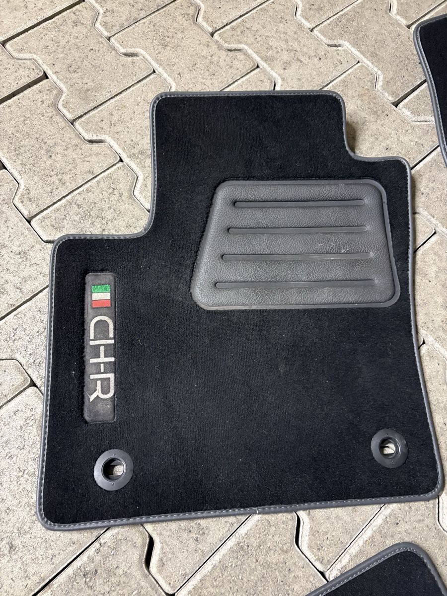 Tappeti: Toyota CHR - Teppiche – Usato da Adlikon B. Regensdorf venduto da sar_g6kn 1