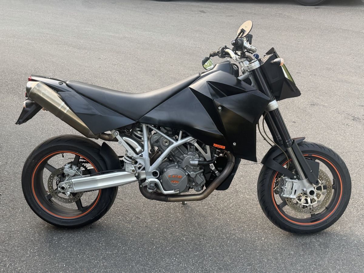 KTM Strada: KTM 950 Supermoto Ab Mfk 97 Ps – Usato da Zullwil venduto da Autocentersalii 1