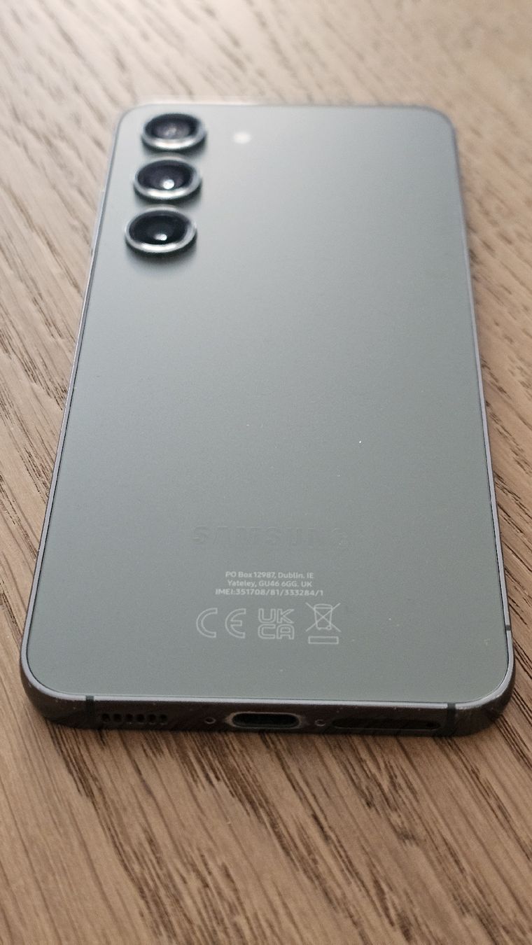 Samsung Telefoni cellulari / Smartphones: Samsung Galaxy S23 – Usato da Penthalaz venduto da benybeny11 3