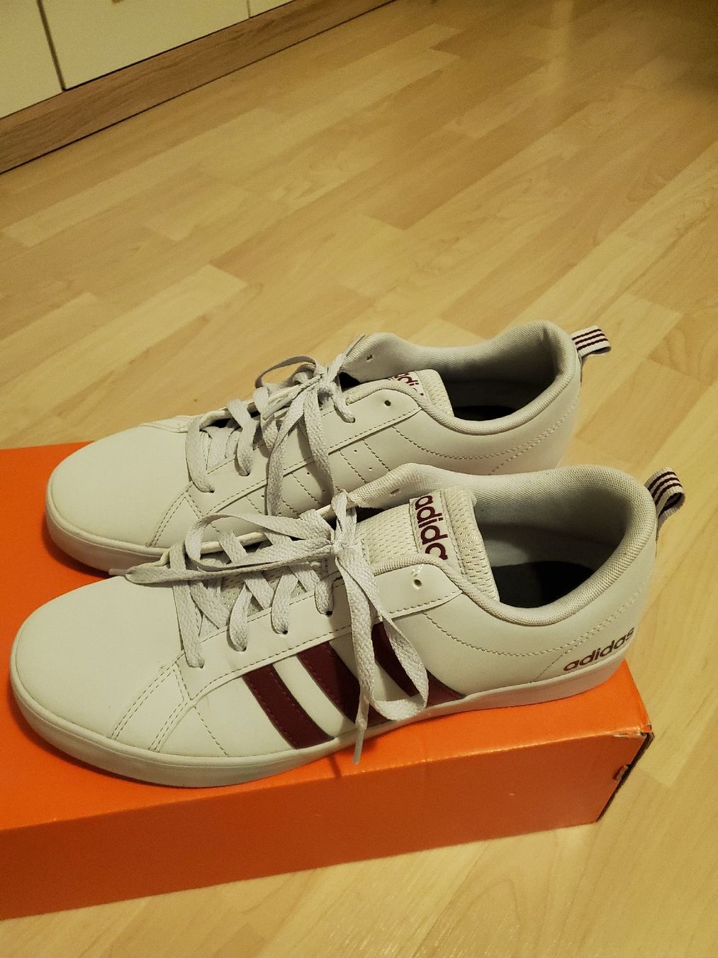 Adidas Scarpe da uomo: Adidas Schuhe gr.44 =28cm – Nuovo (secondo la descrizione) da Diepoldsau venduto da TripleX