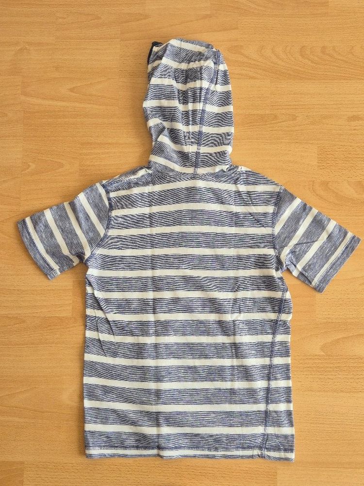 Camicie, T-shirt & Polo: Sommerliches Kapuzenshirt Gr. 134 – Usato da Buttisholz venduto da sico20 2