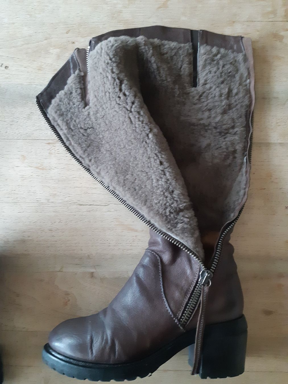 Scarpe da donna: Bottes hautes en cuir - Onid Studio – Usato da Montreux venduto da kubo 5