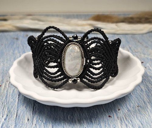 Bracciali & Braccialetti: Armband Pietra di Luna Macrame – Nuovo (secondo la descrizione) da Rudolfstetten venduto da MadebyBrina 2