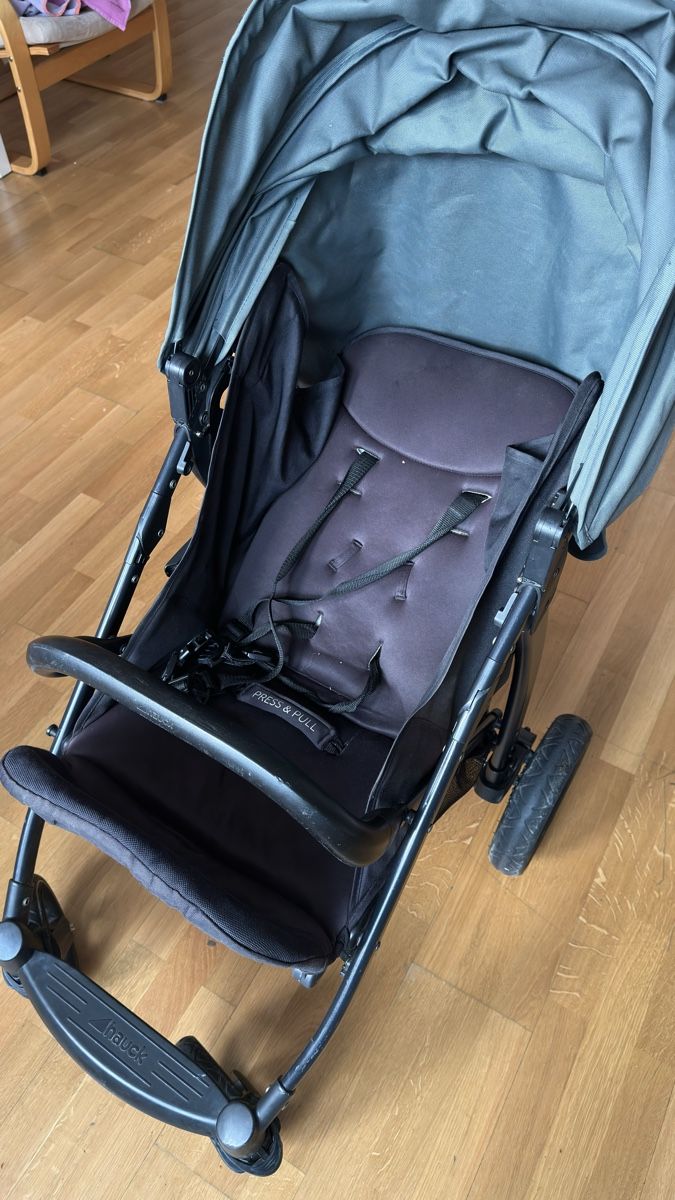 Hauck Carrozzine: Hauck 4D kinderwagen – Usato da Bern venduto da mat_cb5z