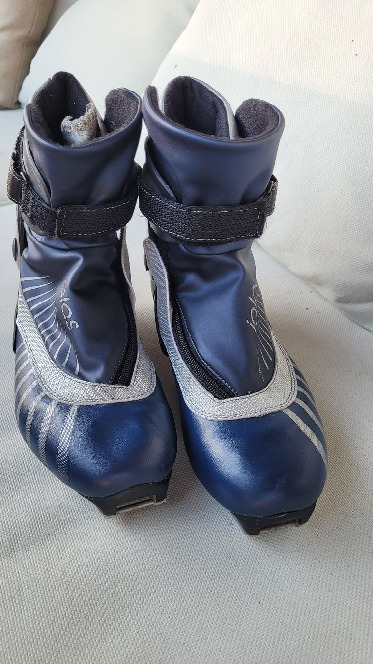 Scarpe da uomo: Jolas Langlaufschuhe, Grösse 42,5 – Usato da Birsfelden venduto da samurai99