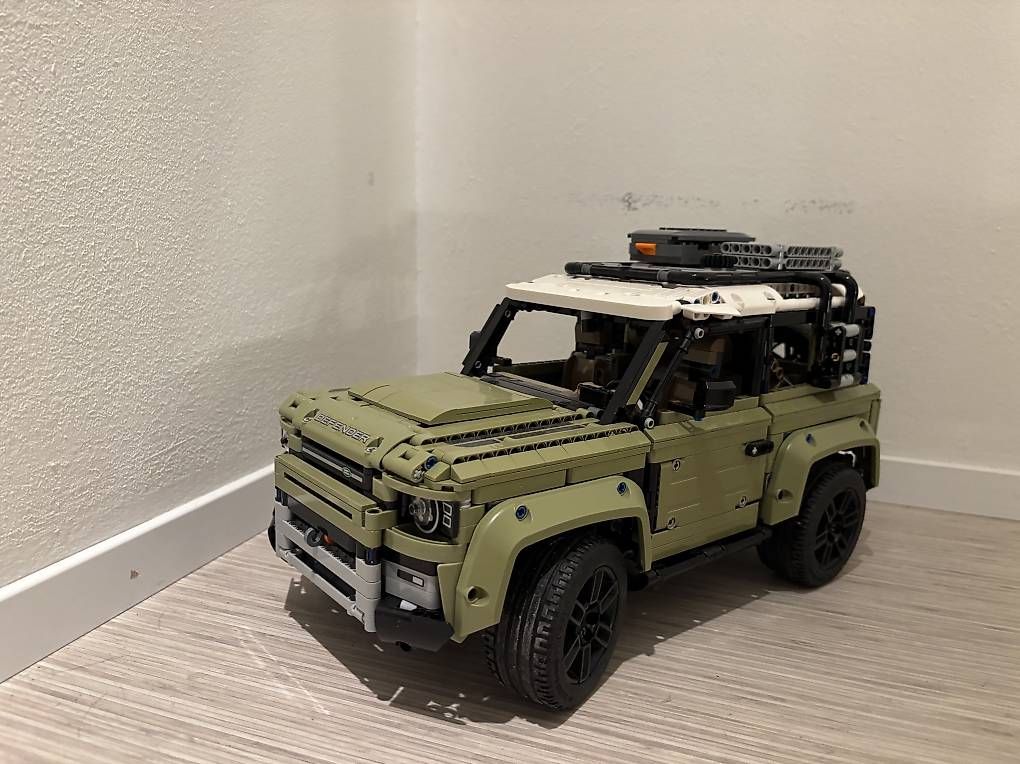 Kit di costruzioni: LEGO Technic 42110 Land Rover Defender  neuwertig – Usato da Stetten SH venduto da Flo--- 1