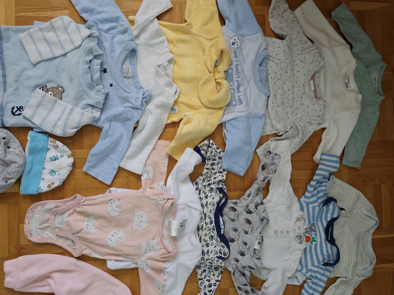 Kleiderpakete & -sets: Babykleiderpaket 50 56 – Gebraucht aus Muttenz von Hermesvonthan 1