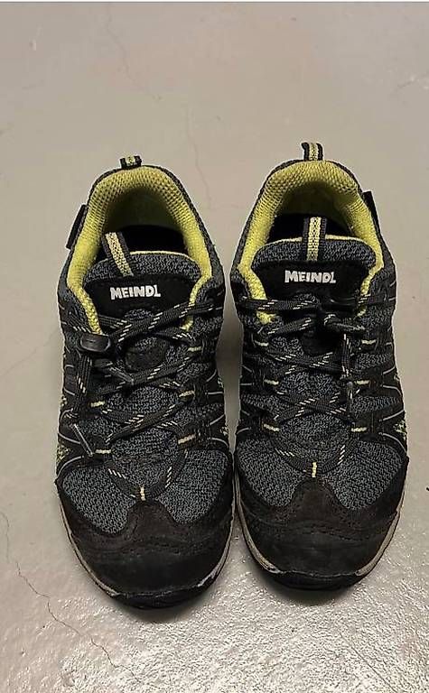 Meindl Scarpe da uomo: Meindl Trekking Schuhe ,Gr.29 – Usato da Kirchberg SG venduto da TatjanaSL 1