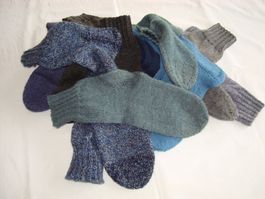 9 PAAR HANDGESTRICKTE WOLLSOCKEN GRÖSSE 42/43