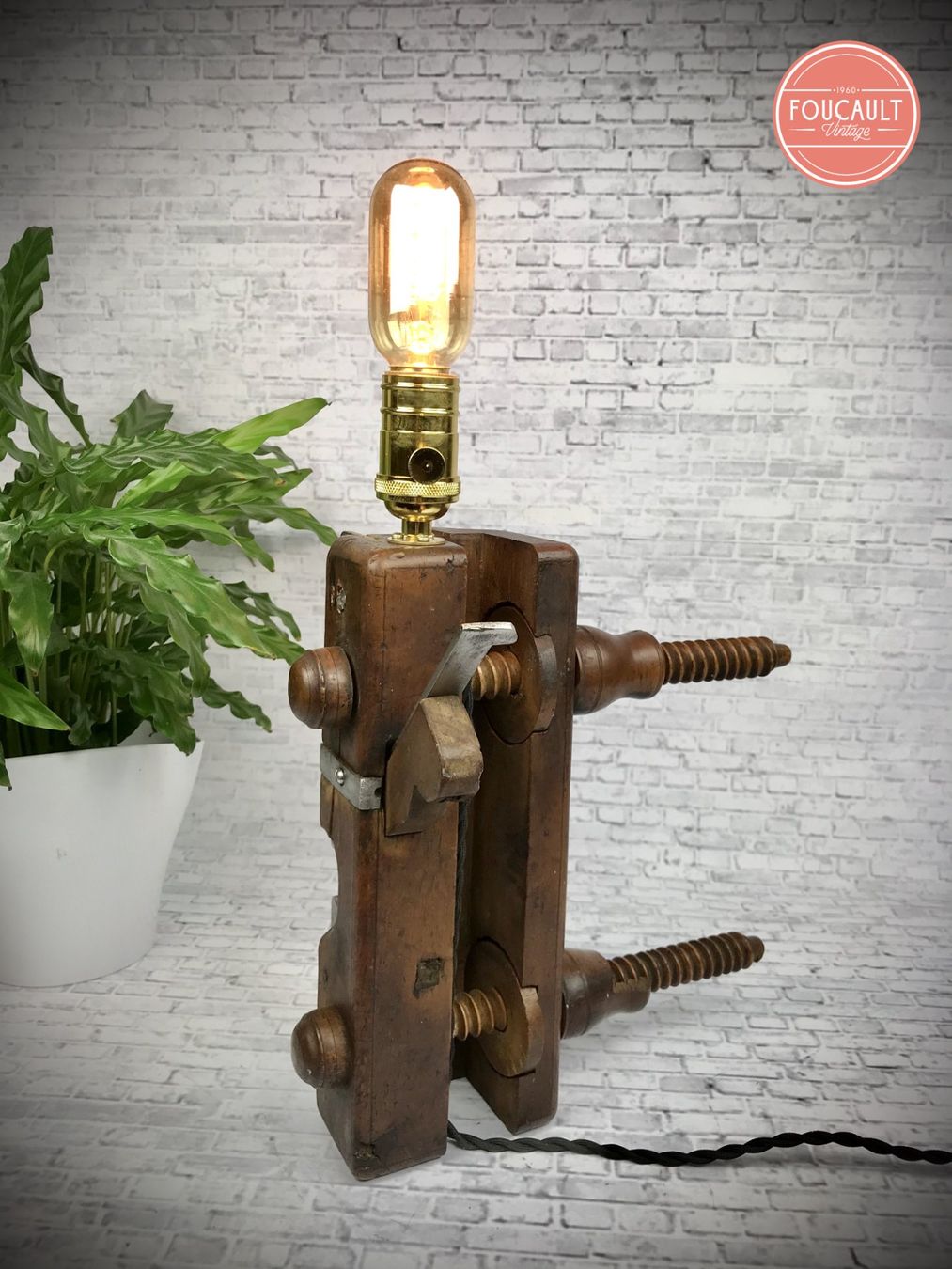 Lampade: Profilhobel als Lampe – Usato da Langnau am Albis venduto da vmff 1