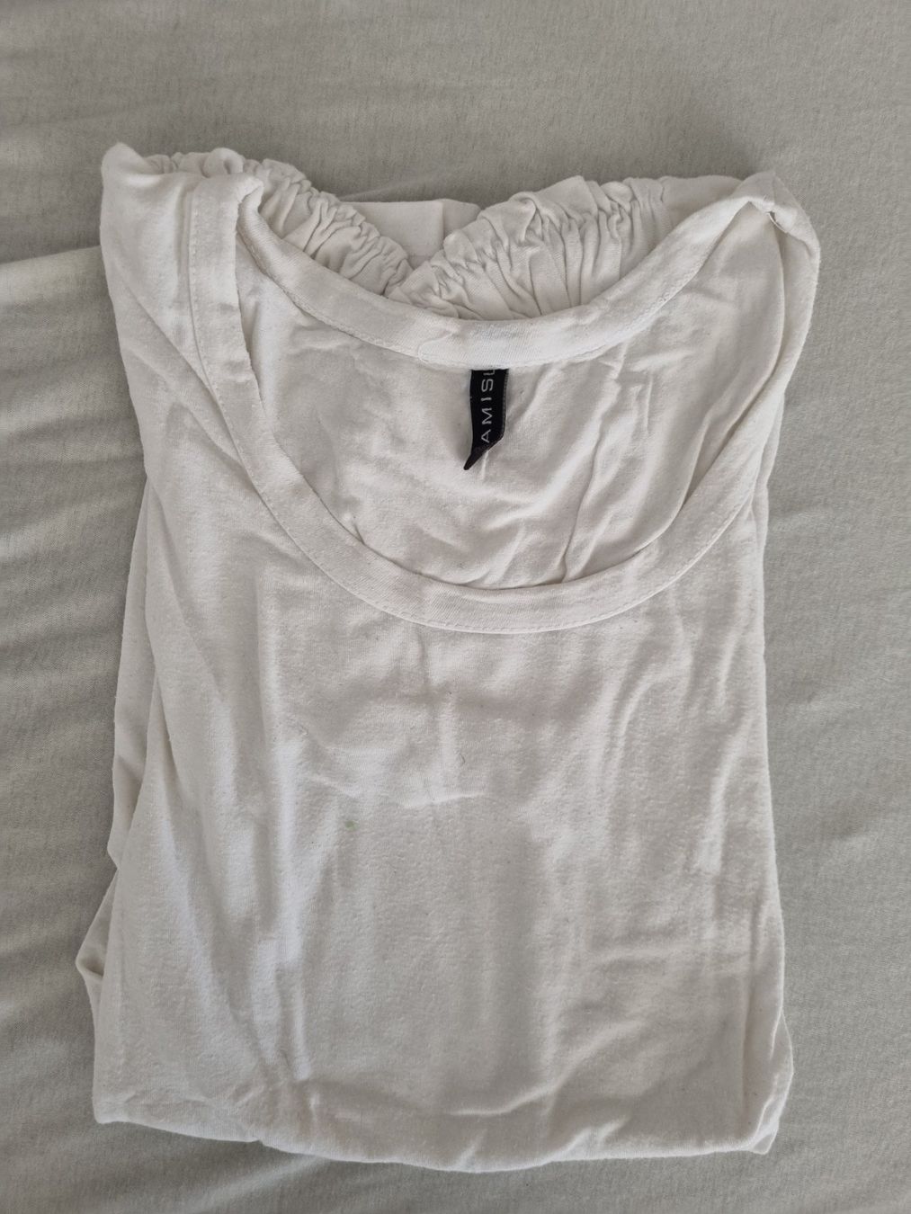 T-Shirts: Weisses T-Shirt "Amisu" (Gr. 40) – Gebraucht aus Gams von federli29 2