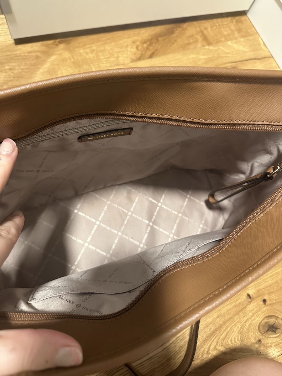 Michael Kors Borse da donna: Michael Kors Schultertasche – Usato da Turbenthal venduto da arb_g87g 1