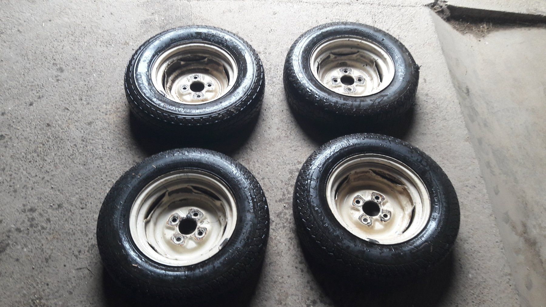Jantes: Auto Komplettes Rad 4.00x12 – Neuf avec emballage d'origine à Laufen par Mann455 3
