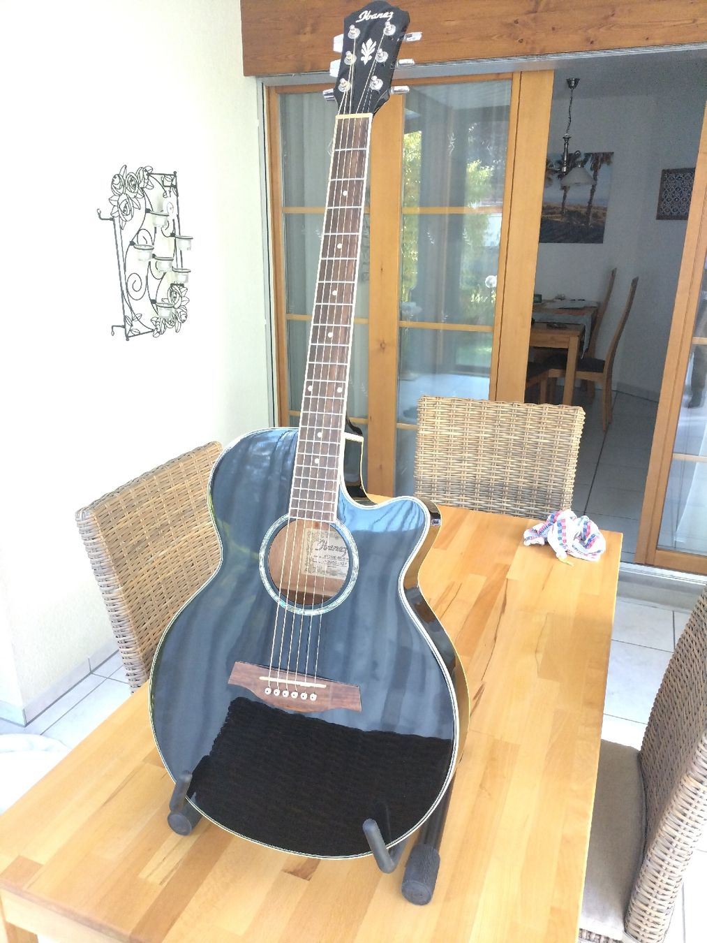 Ibanez Strumenti musicali: Westerngitarre Ibanez – Usato da Spiez venduto da Longjohn7