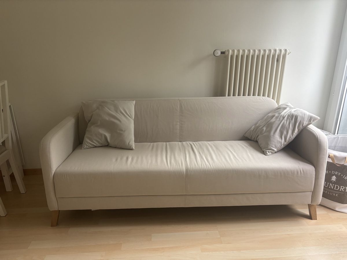 Divani: Sofa  – Usato da Aarau venduto da NataliaGarcia