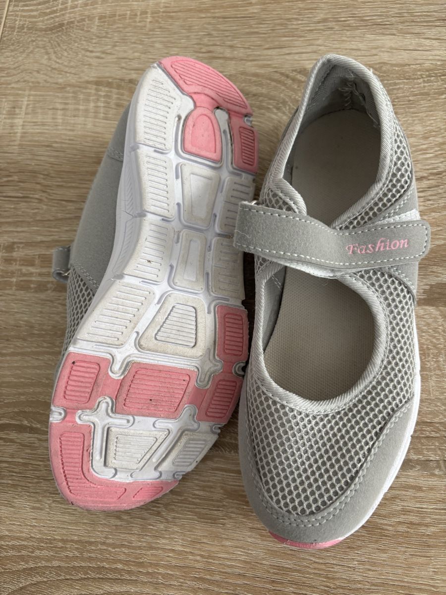 Scarpe da donna: Ballerinas Gr 37 – Usato da Ebikon venduto da Regipe 1