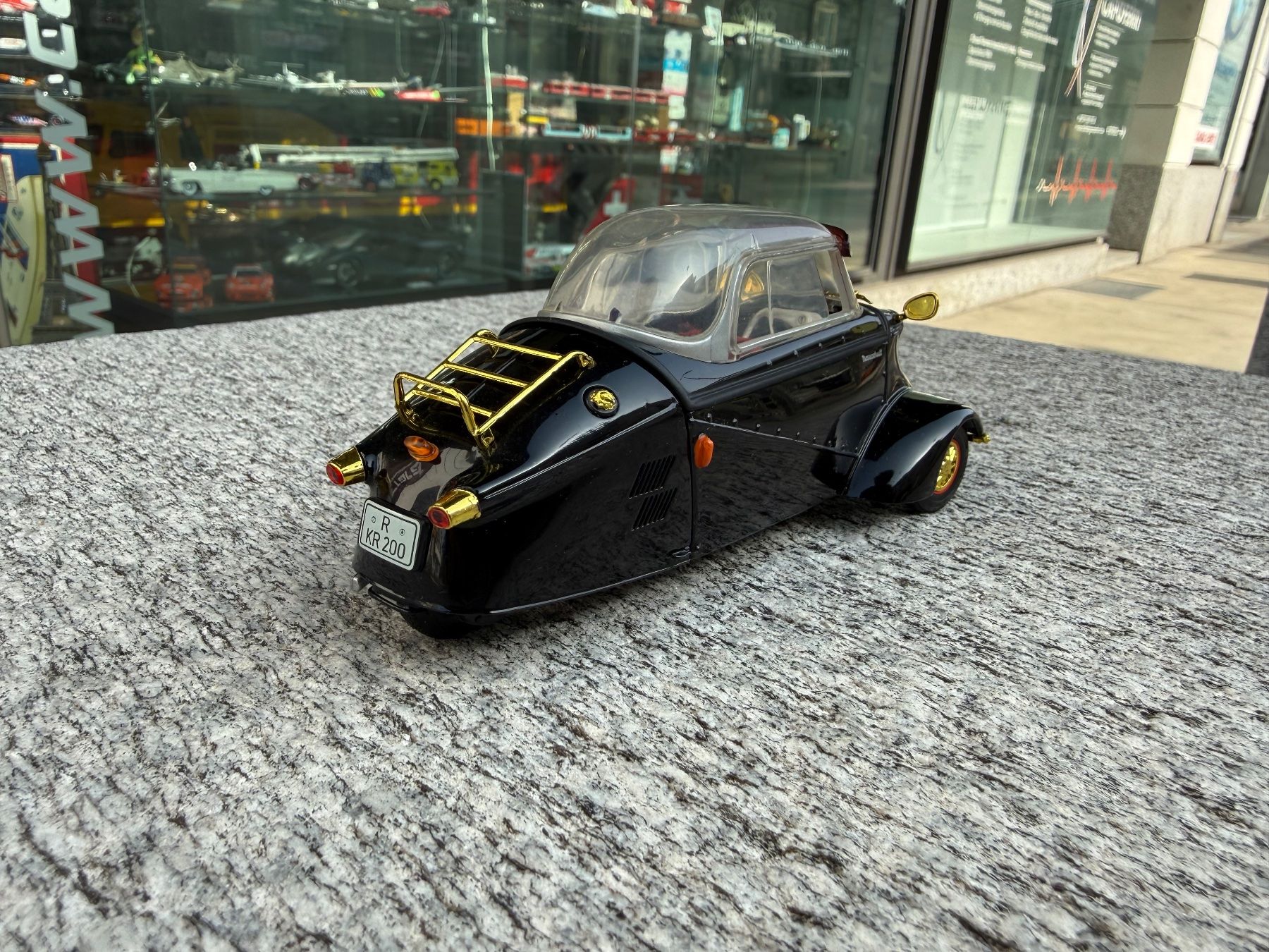 Revell Modellini d'auto: Revell Messerschmitt KR200 1:18 – Usato da Chiasso venduto da Carrara-Modellismo 3