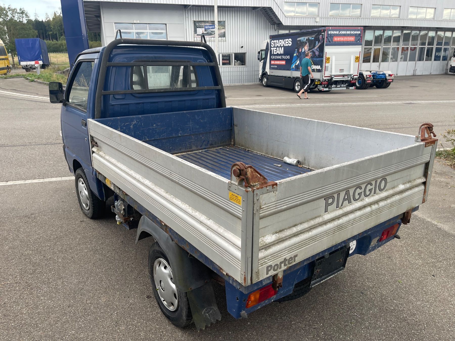 Piaggio Veicoli commerciali: Piaggio Porter 1.3 Kipper – Usato da Winterthur venduto da CamperBau 1