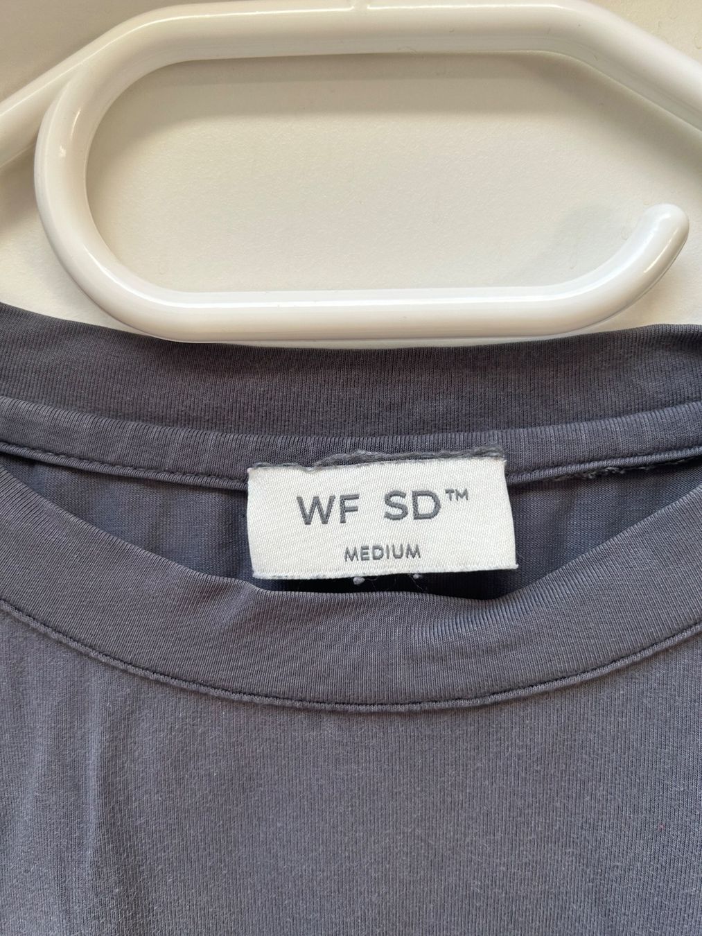 T-shirt: WHITEFOX T-Shirt – Usato da Dättwil AG venduto da fio_d76l 2