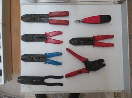 Abisolierzange Crimpzange aus Fachhandel