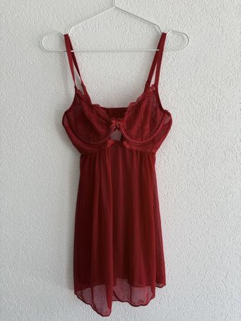 Nuisette Rachel Rachel Roy rouge taille M 