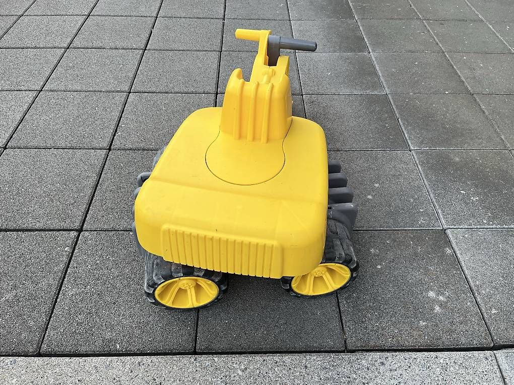 Sandkasten: Kinder Sandkasten Bagger – Gebraucht aus Konolfingen von davore 1