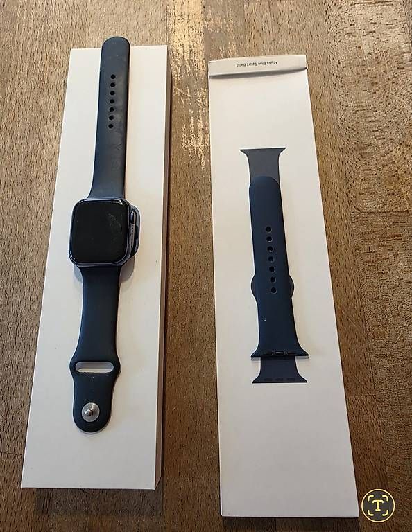 Apple Smartwatch: Apple Watch Series 7 GPS+ – Usato da Andeer venduto da Lady05